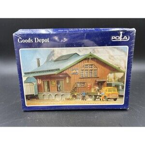Pola Goods Depot HO Scale Building Kit